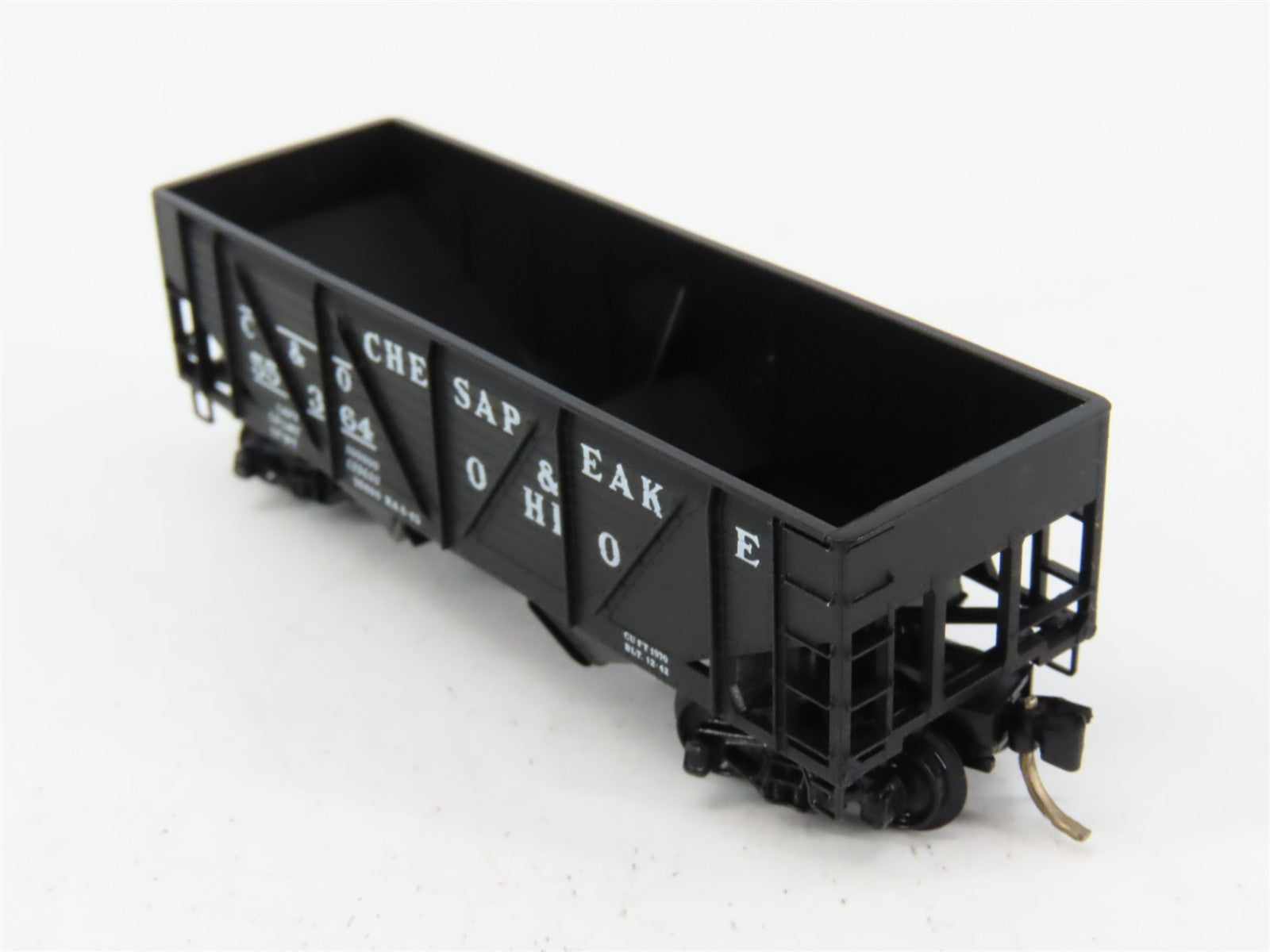 N Scale Micro-Trains 57070 C&O Chesapeake & Ohio 33' Hopper 55364 RTR