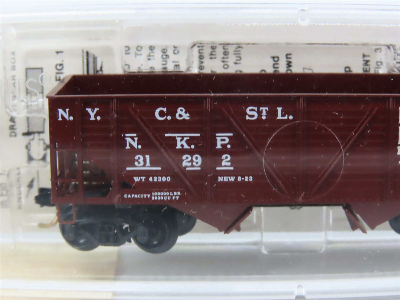 N Scale Micro-Trains 57050 NKP Nickel Plate Road 33' 2-Bay Hopper 31292 RTR