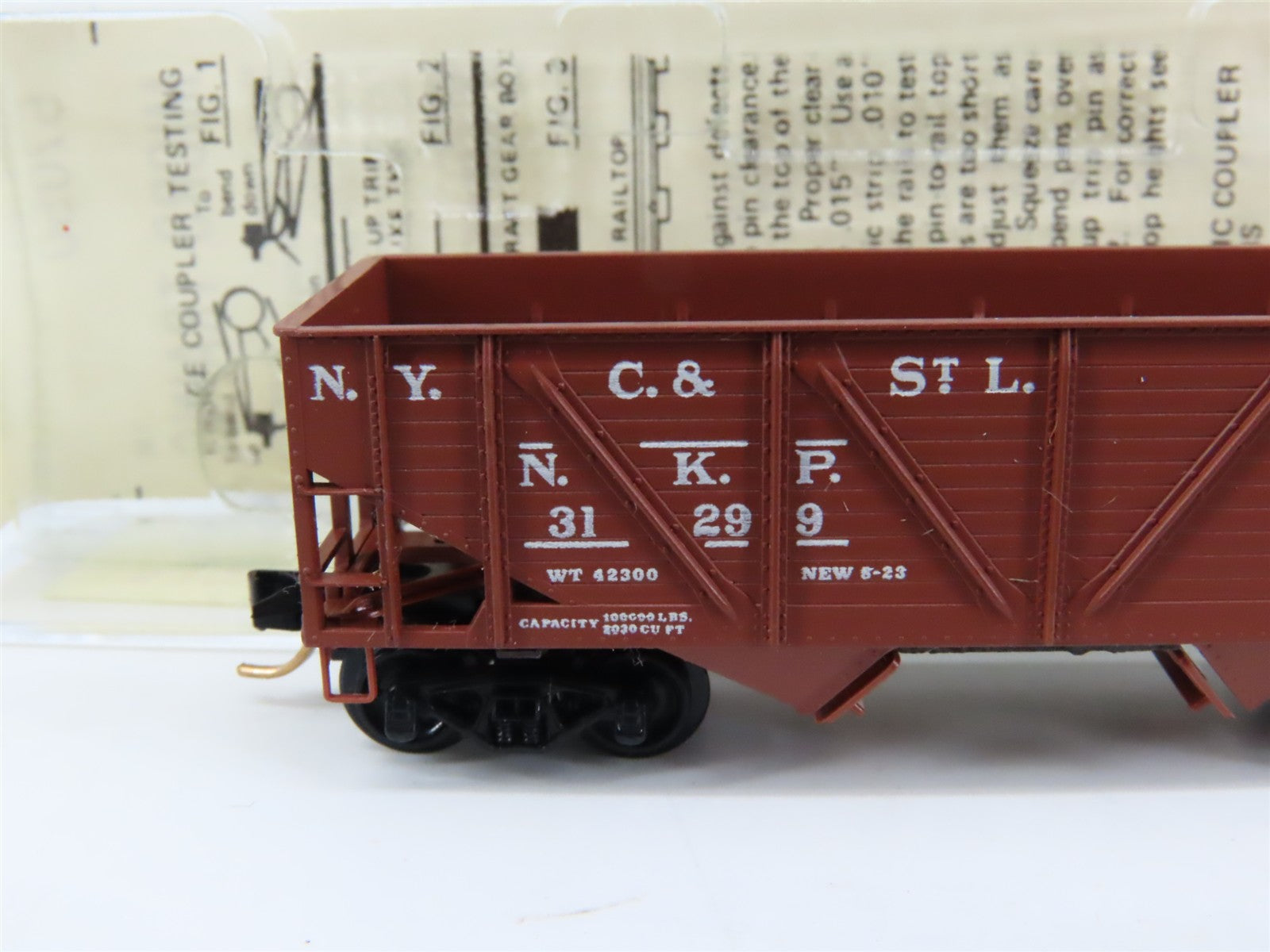 N Scale Micro-Trains 57050 NKP Nickel Plate Road 33' Hopper 31299 RTR