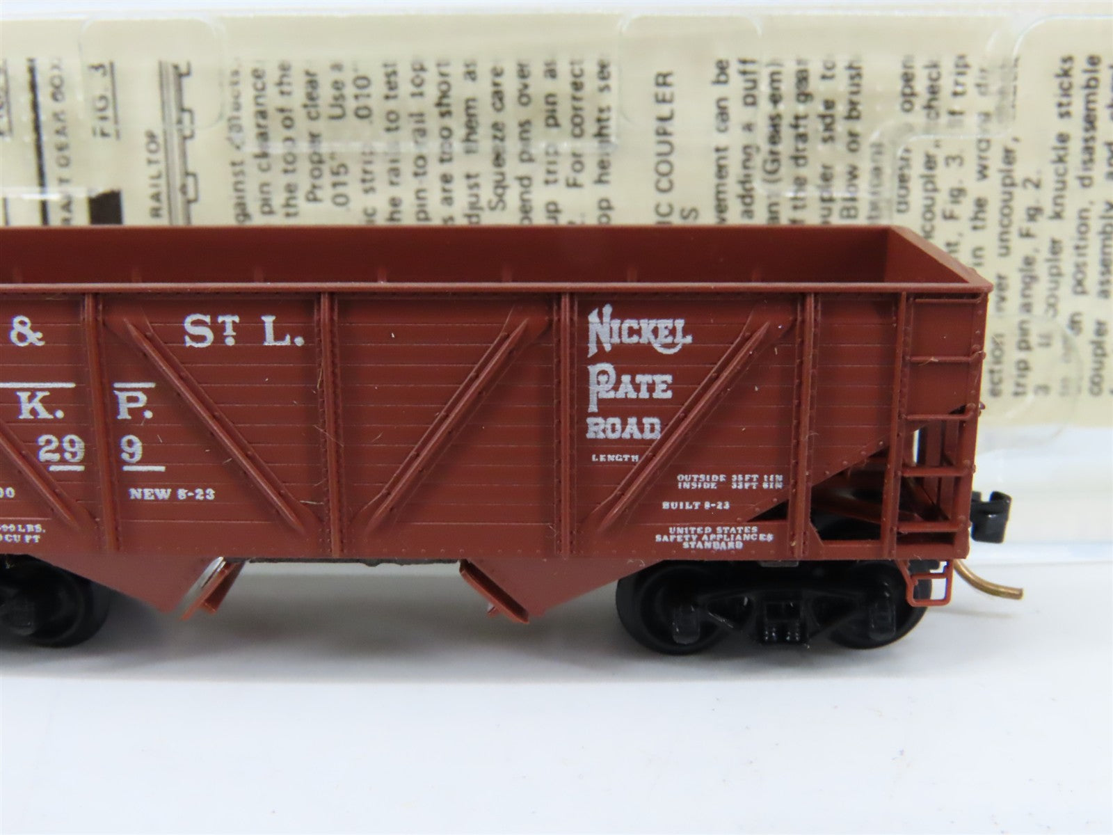 N Scale Micro-Trains 57050 NKP Nickel Plate Road 33' Hopper 31299 RTR