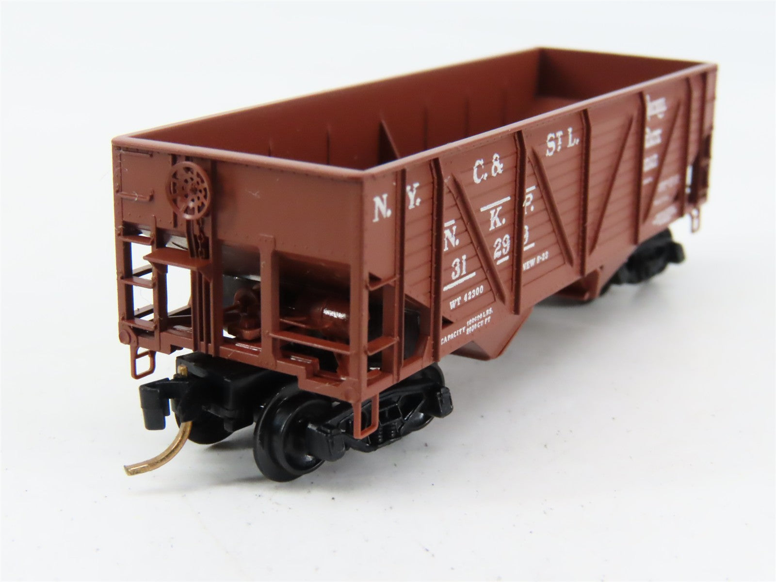 N Scale Micro-Trains 57050 NKP Nickel Plate Road 33' Hopper 31299 RTR