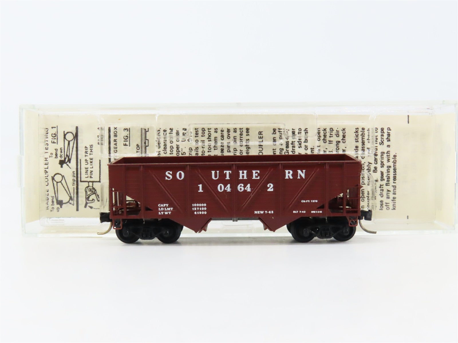 N Scale Micro-Trains 57040 SOU Southern 33' 2-Bay Hopper 104642 RTR