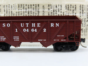 N Scale Micro-Trains 57040 SOU Southern 33' 2-Bay Hopper 104642 RTR