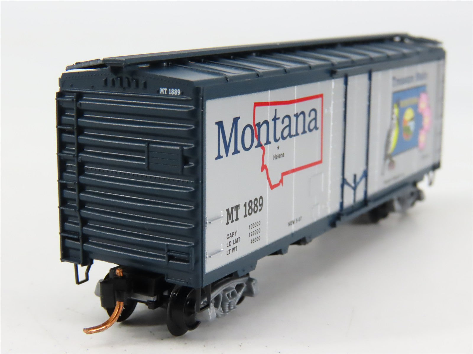N Scale Micro-Trains 02100413 MT Montana 40' Plug Door Box Car 1889 RTR