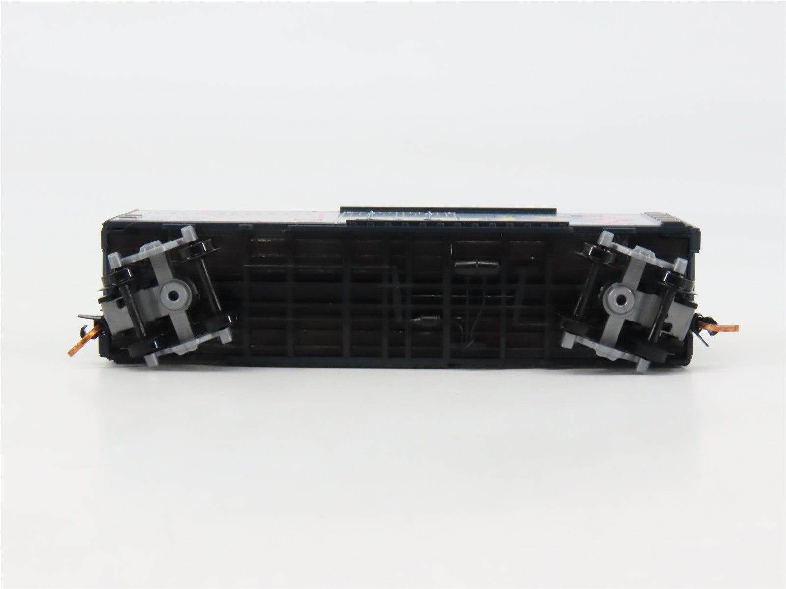 N Scale Micro-Trains 02100413 MT Montana 40' Plug Door Box Car 1889 RTR