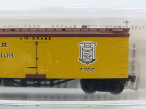 N Scale Micro-Trains 58030 Armour Refrigerator Line 36' Reefer 7306 RTR