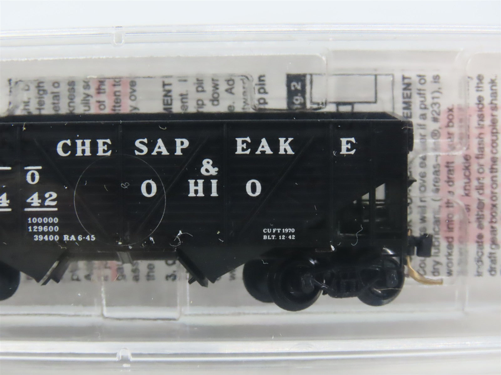 N Scale Micro-Trains 57070 C&O Chesapeake & Ohio 33' 2-Bay Hopper 55442 RTR