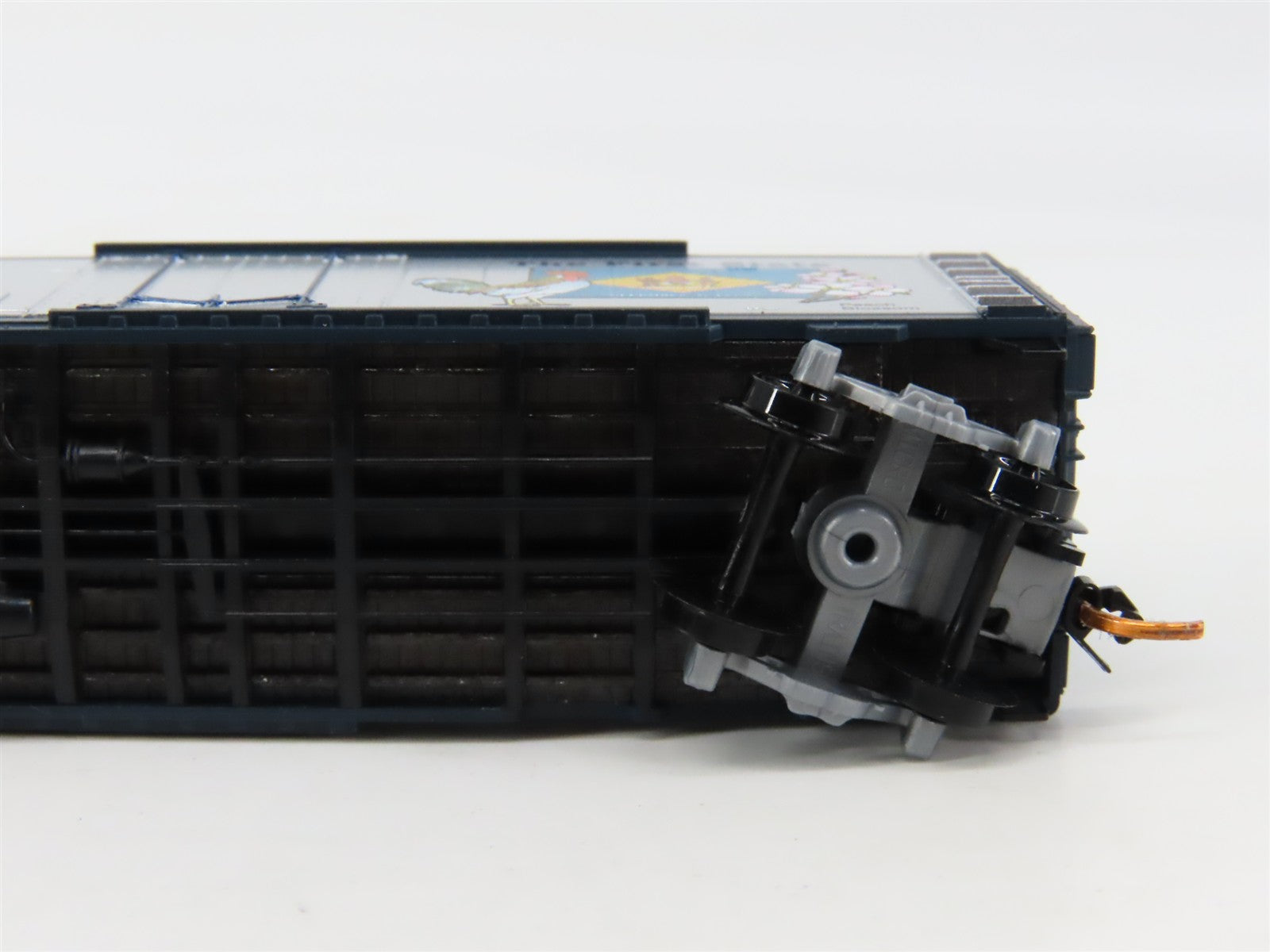 N Scale Micro-Trains 02100414 DE Delaware 40' Plug Door Box Car 1787 RTR