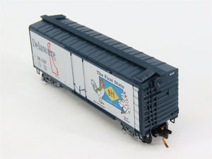 N Scale Micro-Trains 02100414 DE Delaware 40' Standard Plug Door Box Car RTR