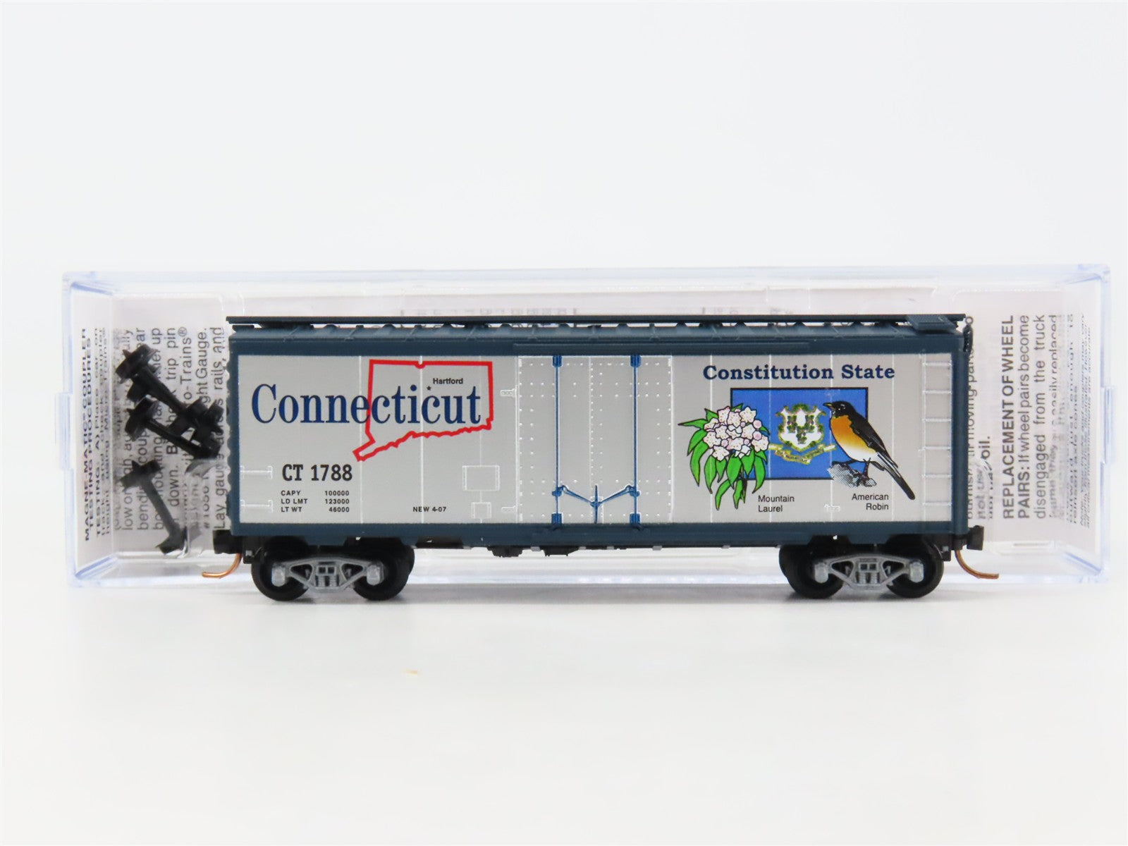 N Scale Micro-Trains 02100412 CT Connecticut 40' Plug Door Box Car 1788 RTR