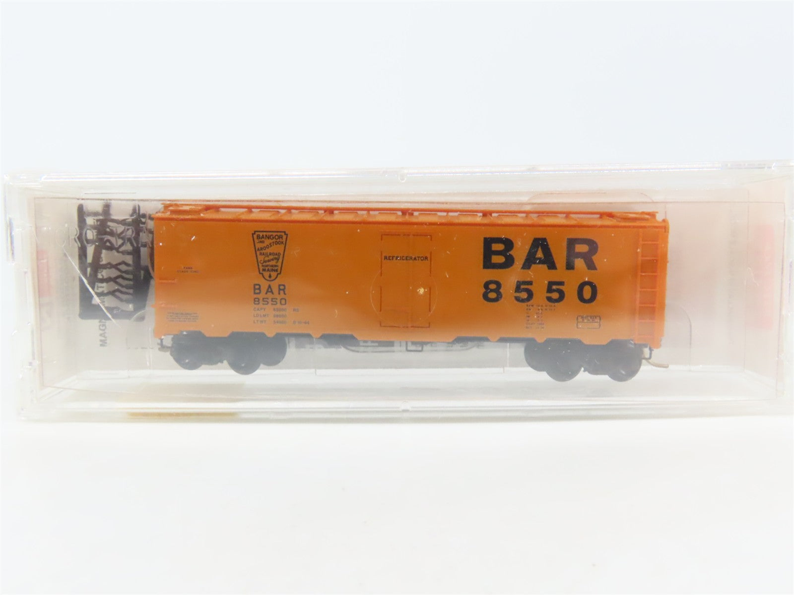 N Scale Micro-Trains 59020 BAR Bangor & Aroostook 40' Steel Side Ice Reefer RTR