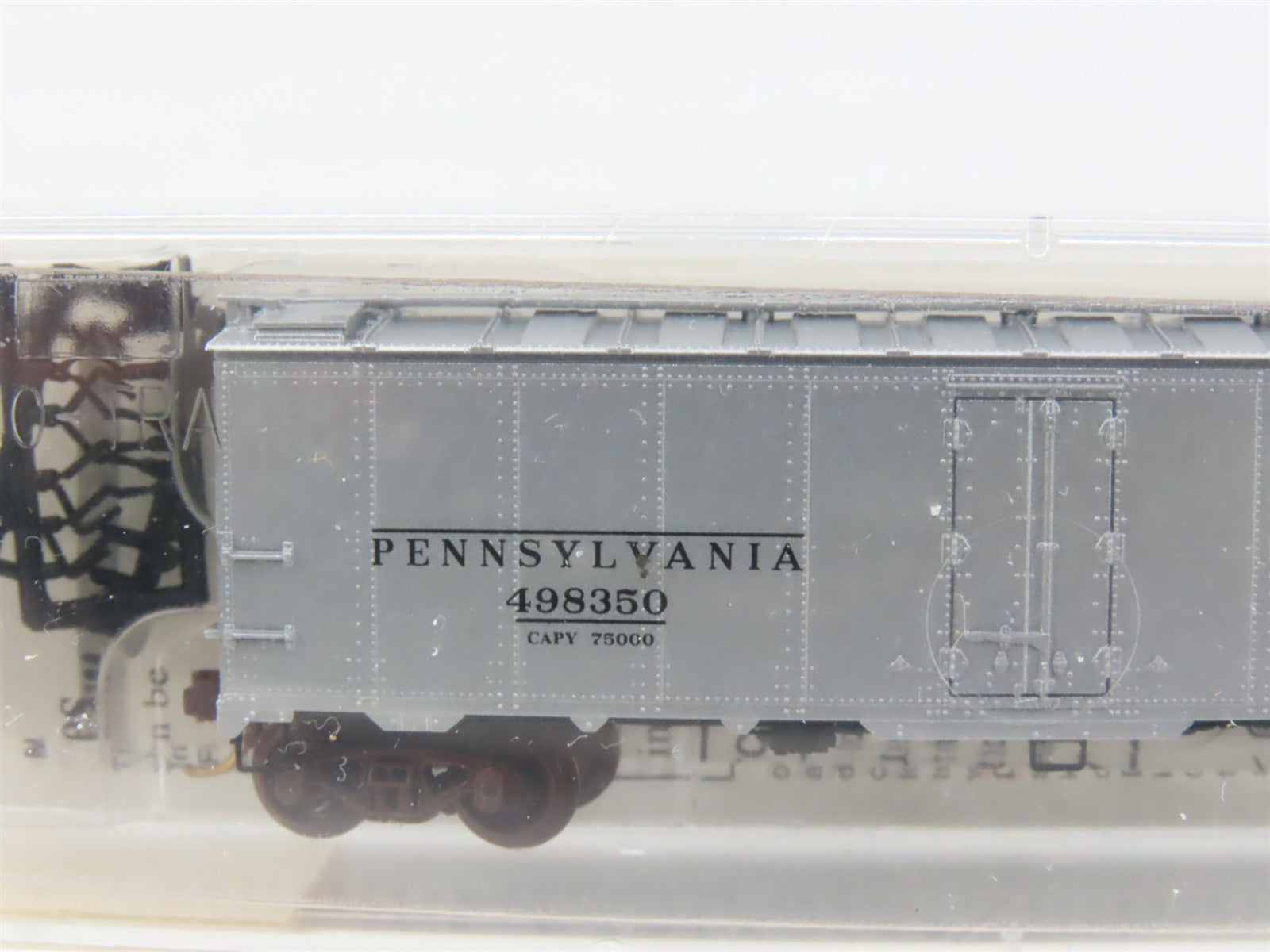 N Scale Micro-Trains 59040 PRR Pennsylvania 40' Steel Side Ice Reefer #498350