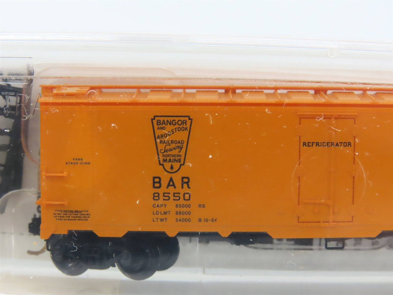 N Scale Micro-Trains 59020 BAR Bangor & Aroostook 40' Steel Side Ice Reefer RTR