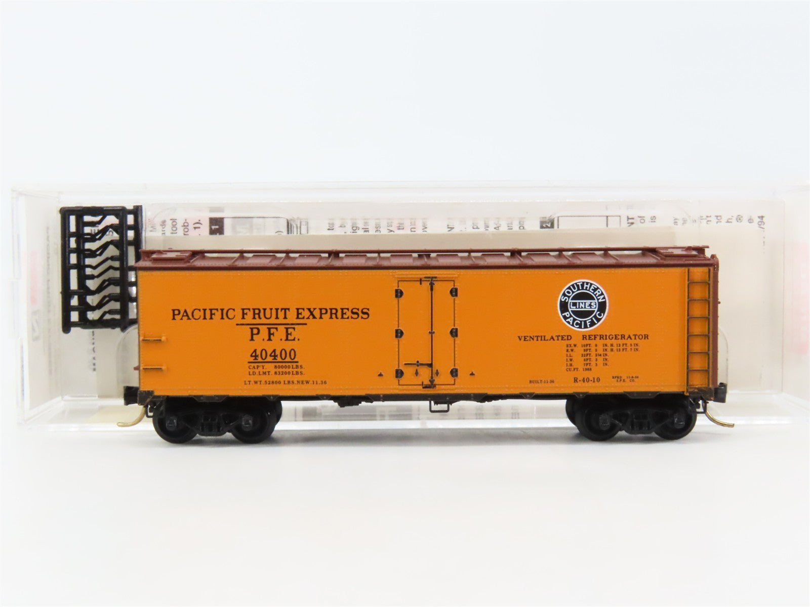 N Micro-Trains MTL 59010 SP UP PFE Pacific Fruit Express 40' Ice Reefer #40400