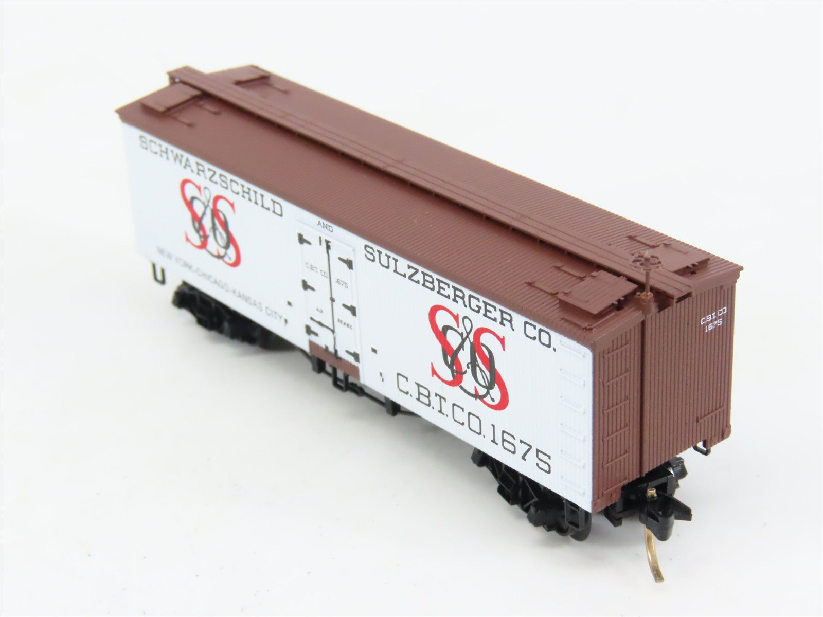N Scale Micro-Trains 58020 CBT Schwarzschild & Sulzberger 36' Reefer 1675 RTR