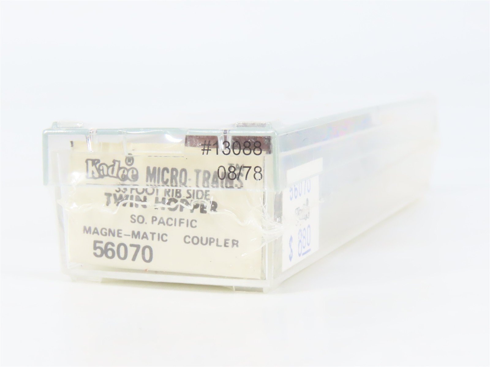 N Scale Micro-Trains 56070 SP Southern Pacific 33' 2-Bay Hopper 13088 RTR