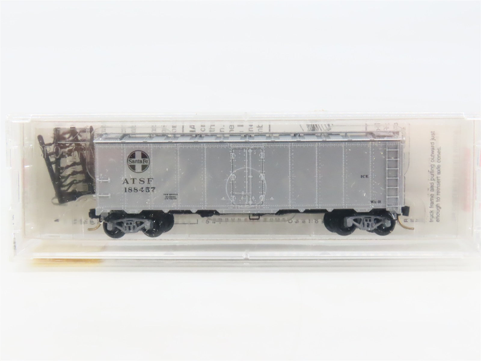 N Scale Micro-Trains 59030 ATSF Santa Fe 40' Steel Side Ice Reefer 188457 RTR