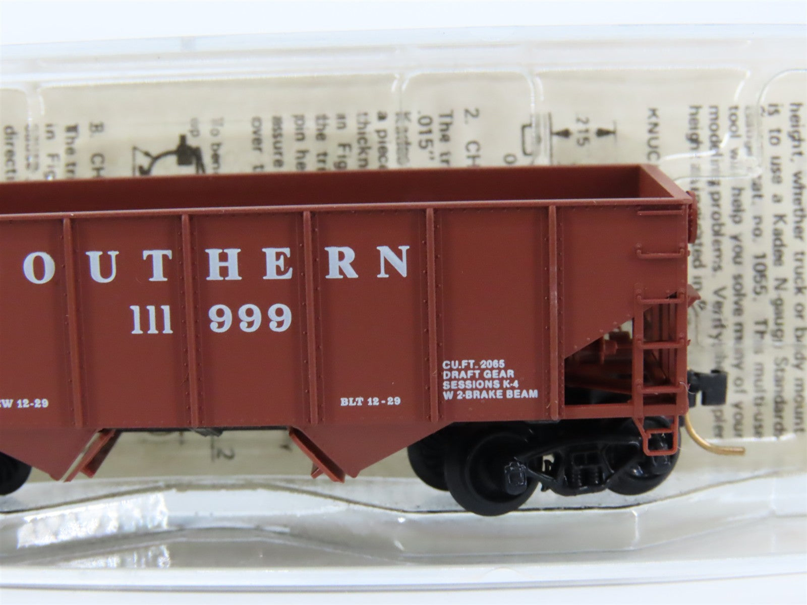 N Scale Micro-Trains 56150 SOU Southern 33' 2-Bay Hopper 111999 RTR