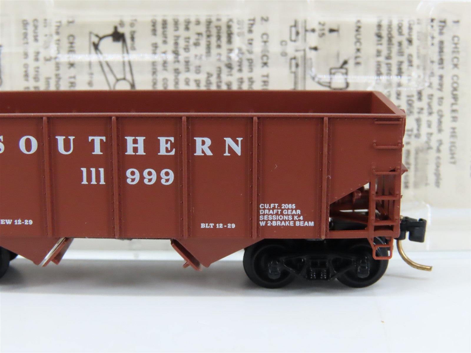N Scale Micro-Trains 56150 SOU Southern 33' 2-Bay Hopper 111999 RTR