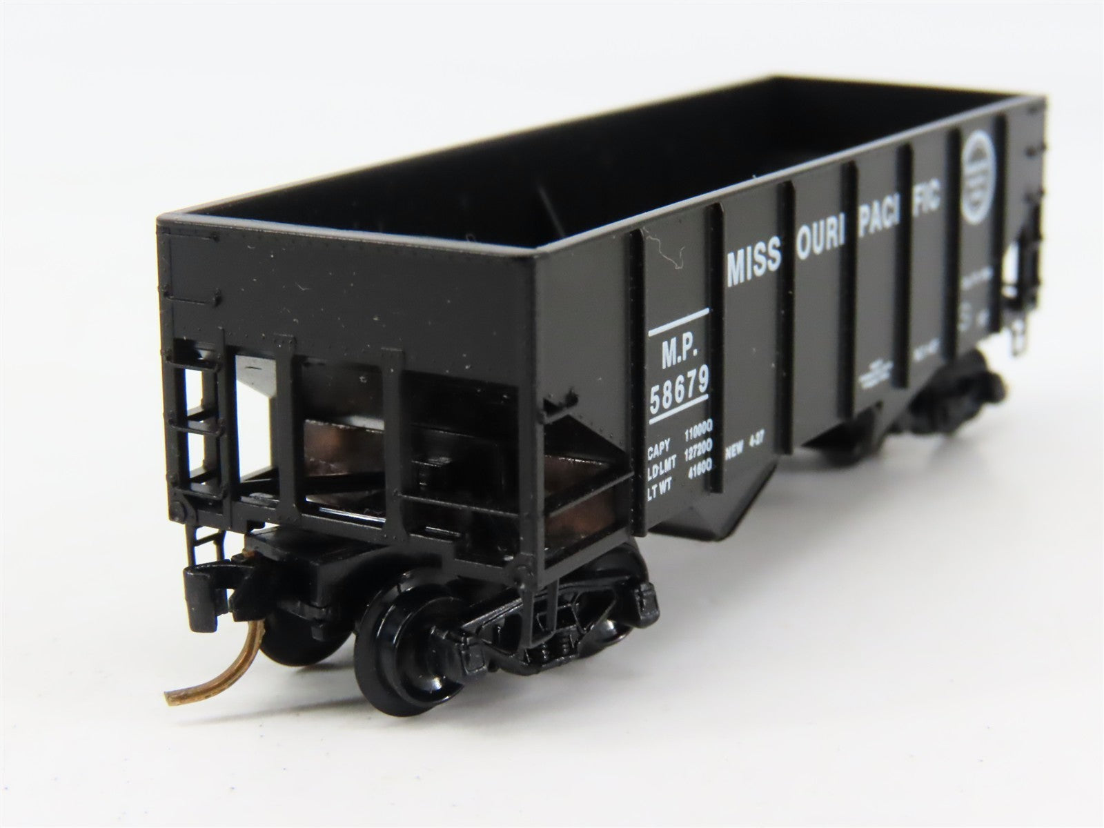 N Scale Kadee Micro-Trains MTL 56140 MP Missouri Pacific 33' 2-Bay Hopper 58679