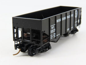 N Scale Kadee Micro-Trains MTL 56140 MP Missouri Pacific 33' 2-Bay Hopper 58679