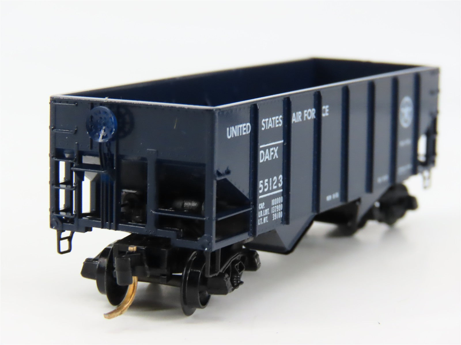N Scale Micro-Trains 56120 DAFX United States Air Force 33' 2-Bay Hopper RTR
