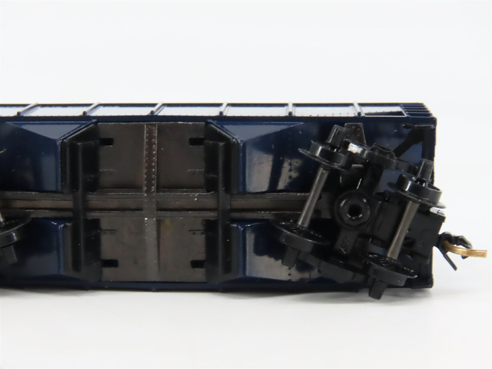 N Scale Micro-Trains 56120 DAFX United States Air Force 33' 2-Bay Hopper RTR