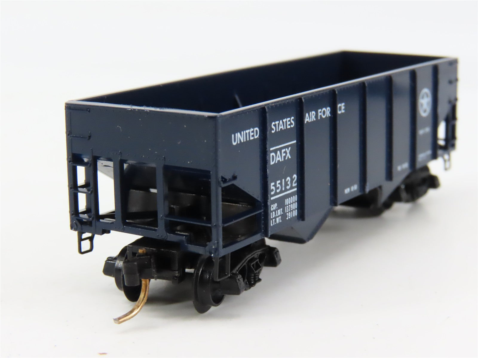 N Scale Micro-Trains 56120 DAFX United States Air Force 33' 2-Bay Hopper RTR