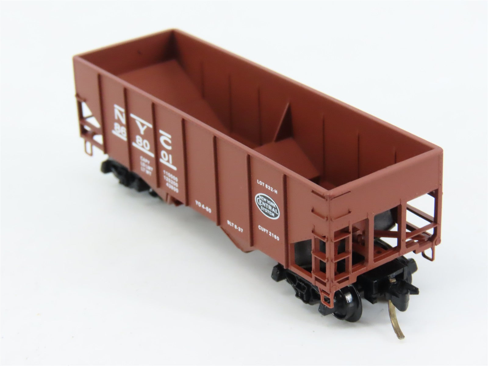 N Scale Micro-Trains 56170 NYC New York Central 33' 2-Bay Hopper 868001 RTR