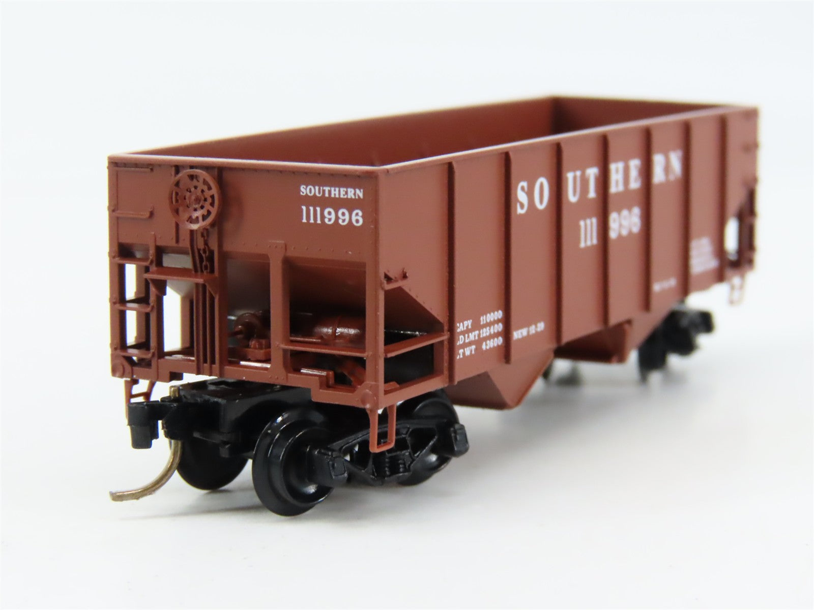 N Scale Micro-Trains 56150 SOU Southern 33' 2-Bay Hopper 111996 RTR