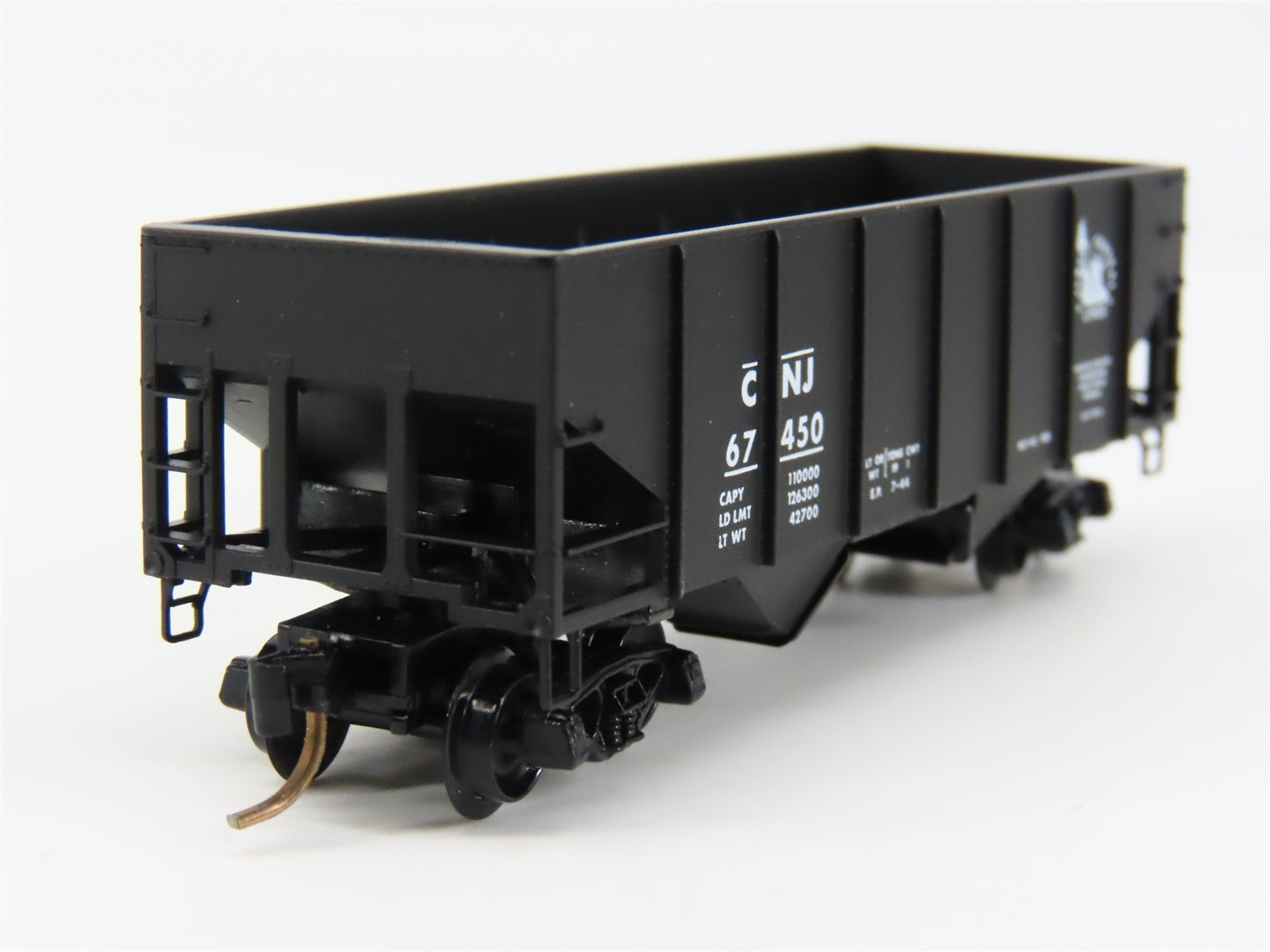 N Scale Kadee Micro-Trains MTL 56230 CNJ Jersey Central 2-Bay Hopper 67450 RTR