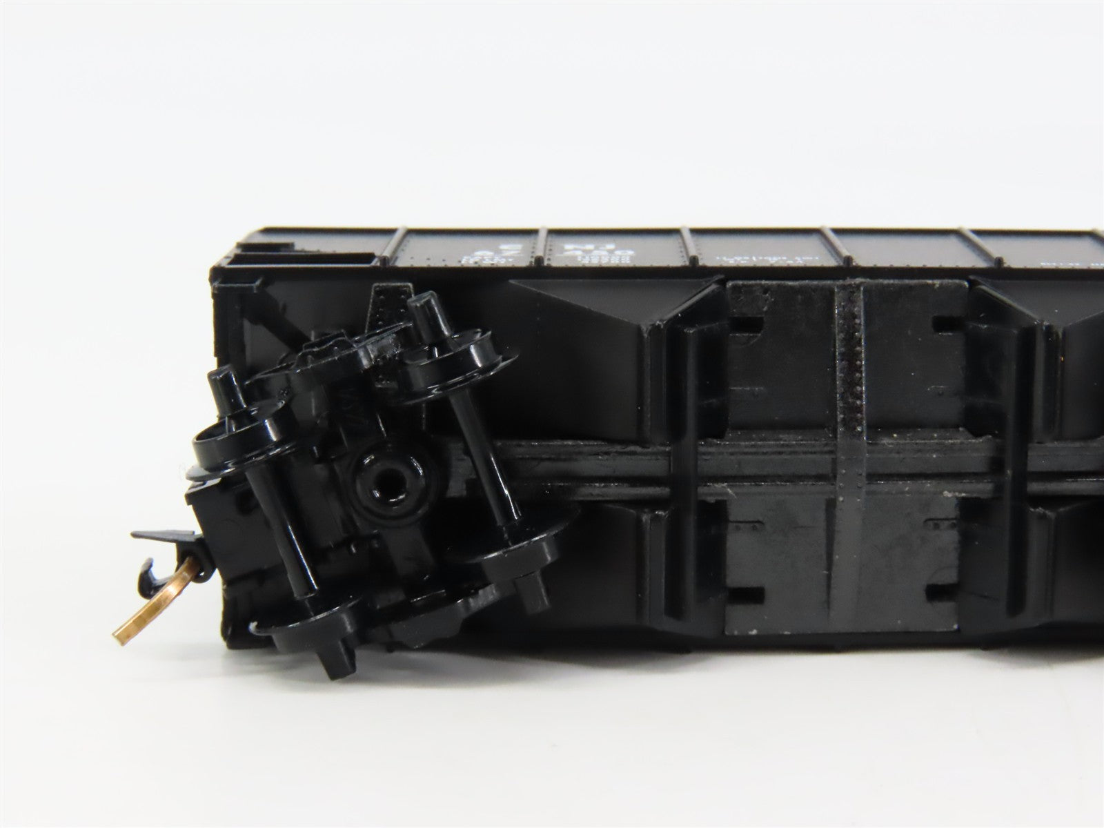 N Scale Kadee Micro-Trains MTL 56230 CNJ Jersey Central 2-Bay Hopper 67450 RTR
