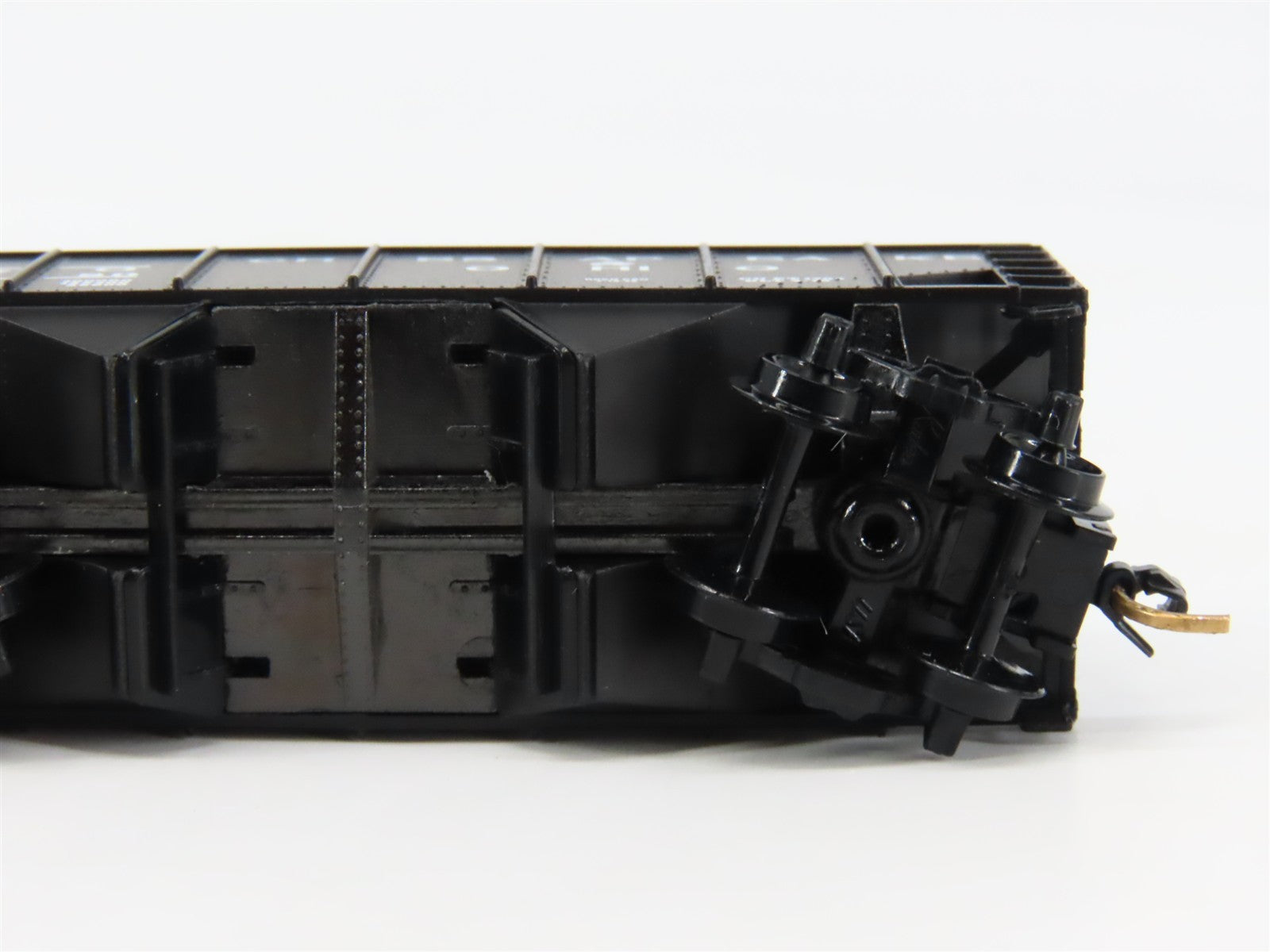N Scale Kadee Micro-Trains MTL 56220 C&O Chesapeake & Ohio 2-Bay Hopper #61780