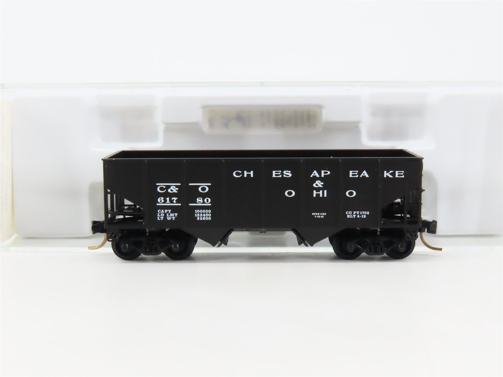 N Kadee Micro-Trains MTL 56220 C&O Chesapeake & Ohio 33' 2-Bay Hopper 61780 RTR