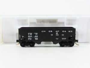 N Kadee Micro-Trains MTL 56220 C&O Chesapeake & Ohio 33' 2-Bay Hopper 61780 RTR
