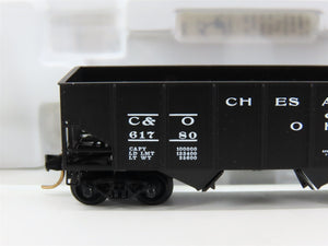 N Kadee Micro-Trains MTL 56220 C&O Chesapeake & Ohio 33' 2-Bay Hopper 61780 RTR