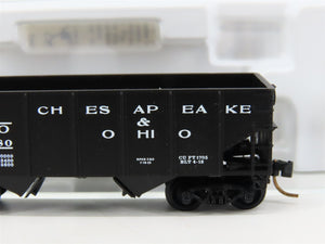 N Kadee Micro-Trains MTL 56220 C&O Chesapeake & Ohio 33' 2-Bay Hopper 61780 RTR