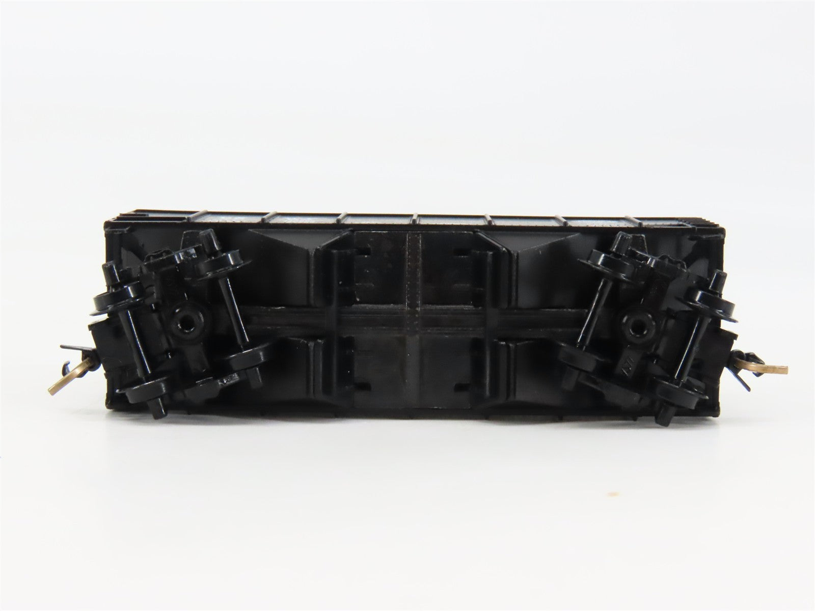 N Kadee Micro-Trains MTL 56210 P&WV Pittsburgh & West Virginia 2-Bay Hopper 2652