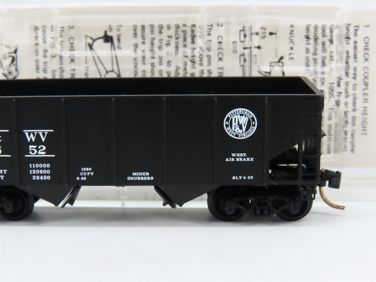 N Kadee Micro-Trains MTL 56210 P&WV Pittsburgh & West Virginia 2-Bay Hopper 2652