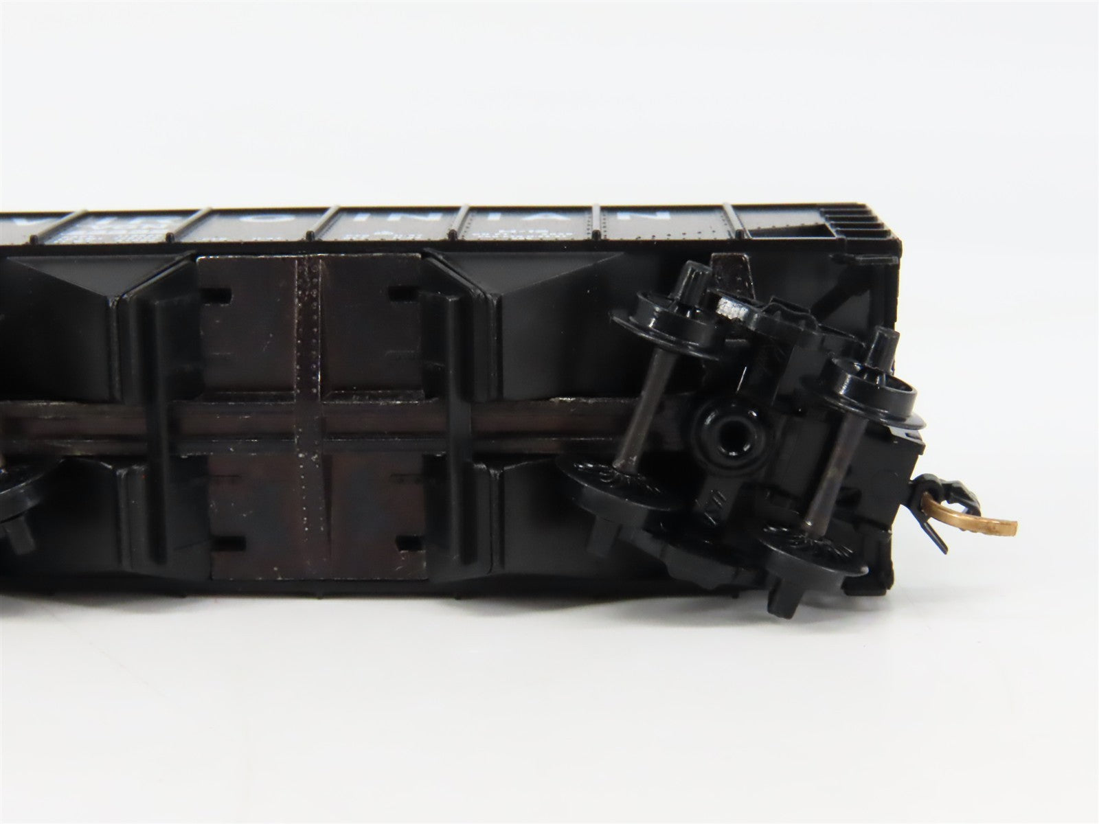 N Scale Kadee Micro-Trains MTL 56200 VGN Virginian 33' 2-Bay Open Hopper #23332