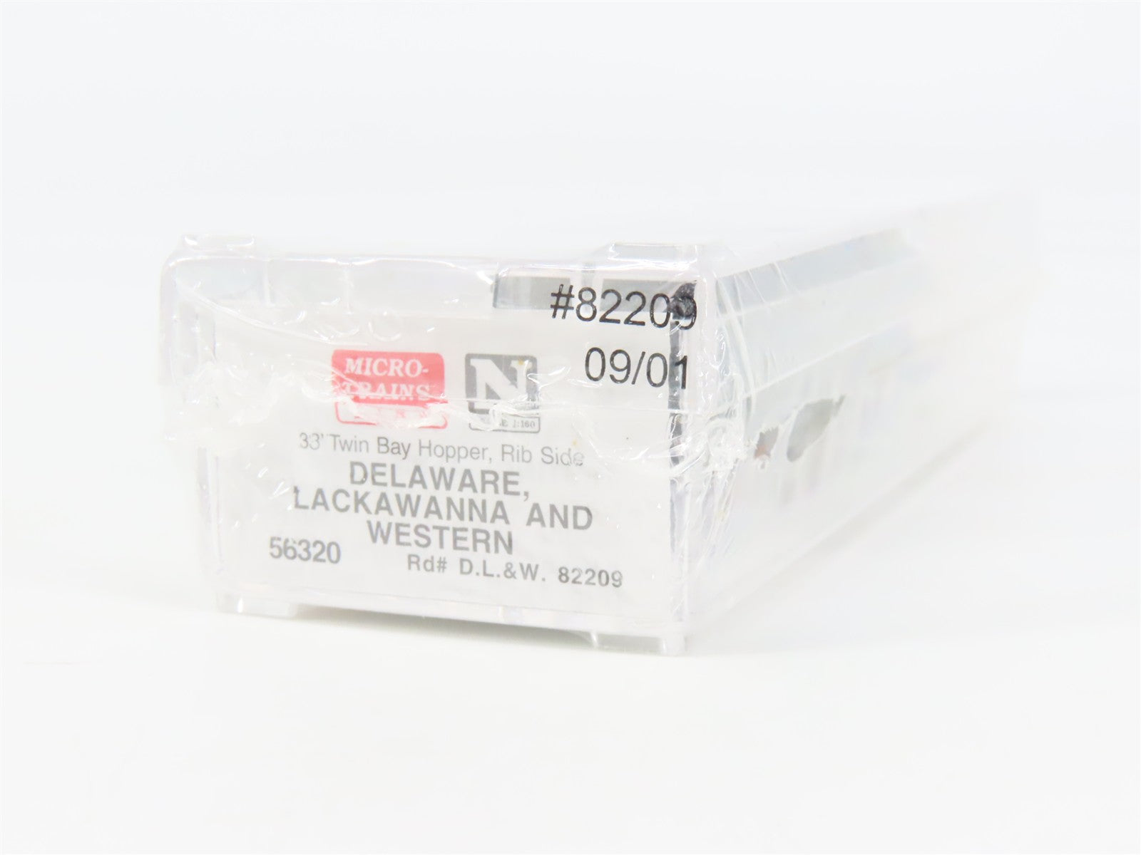 N Scale Micro-Trains 56320 Delaware, Lackawanna & Western 33' 2-Bay Hopper RTR