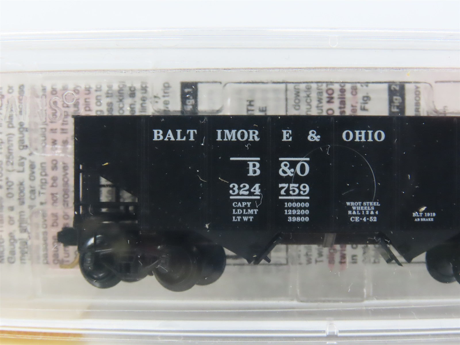 N Scale Micro-Trains 56310 B&O Baltimore & Ohio 33' 2-Bay Hopper 324759 RTR