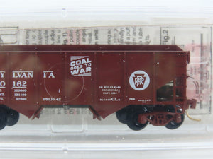 N Scale Micro-Trains 56270 PRR Pennsylvania 33' 2-Bay Hopper 140162 RTR