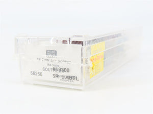 N Scale Micro-Trains 56250 SP Southern Pacific 33' 2-Bay Hopper 13300 RTR