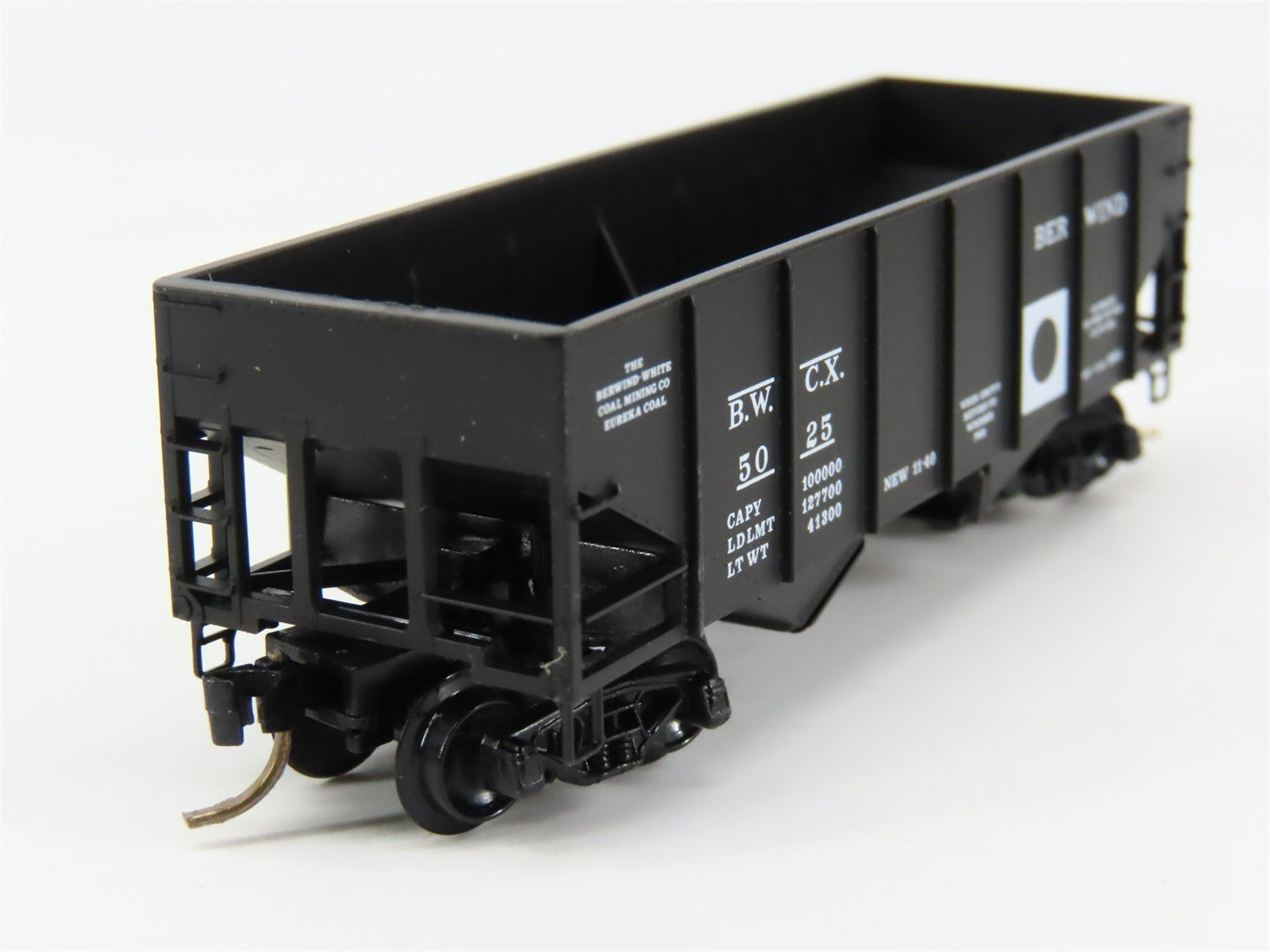 N Kadee Micro-Trains MTL 56240 BWCX Berwind-White Coal Mining 2-Bay Hopper #5025