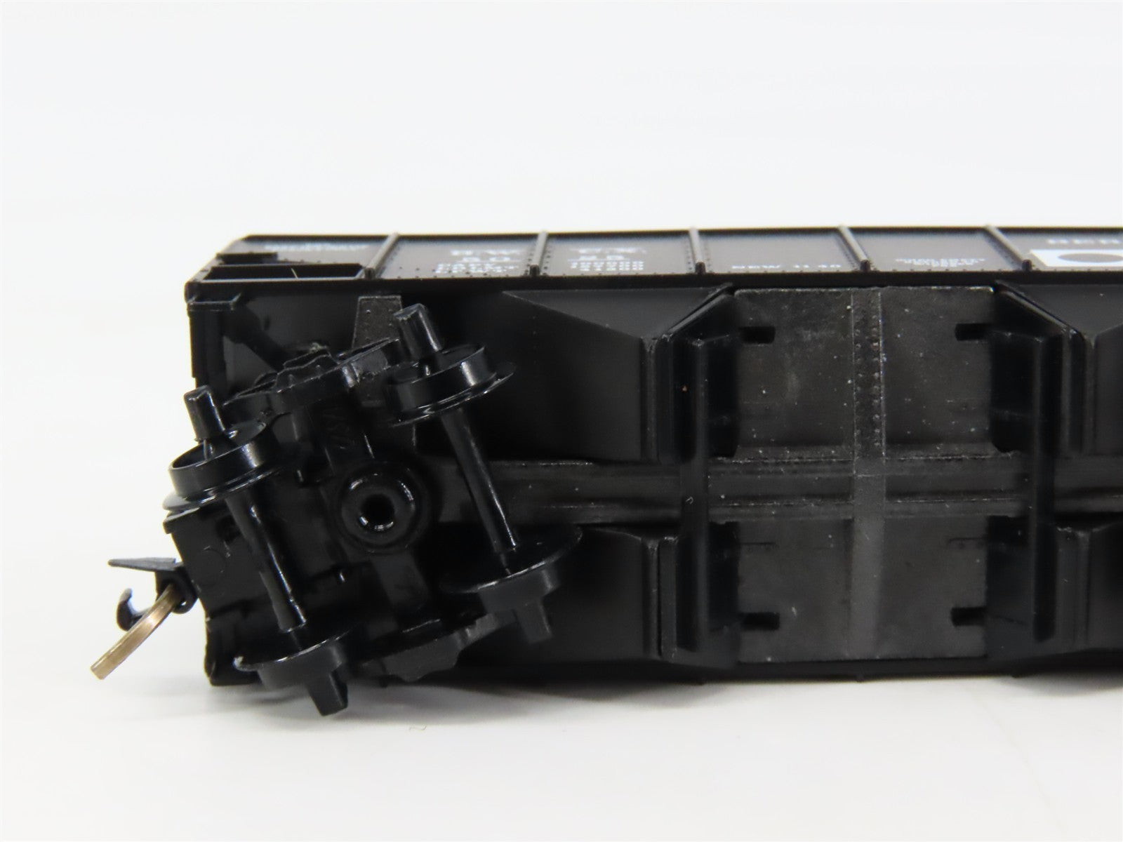 N Kadee Micro-Trains MTL 56240 BWCX Berwind-White Coal Mining 2-Bay Hopper #5025