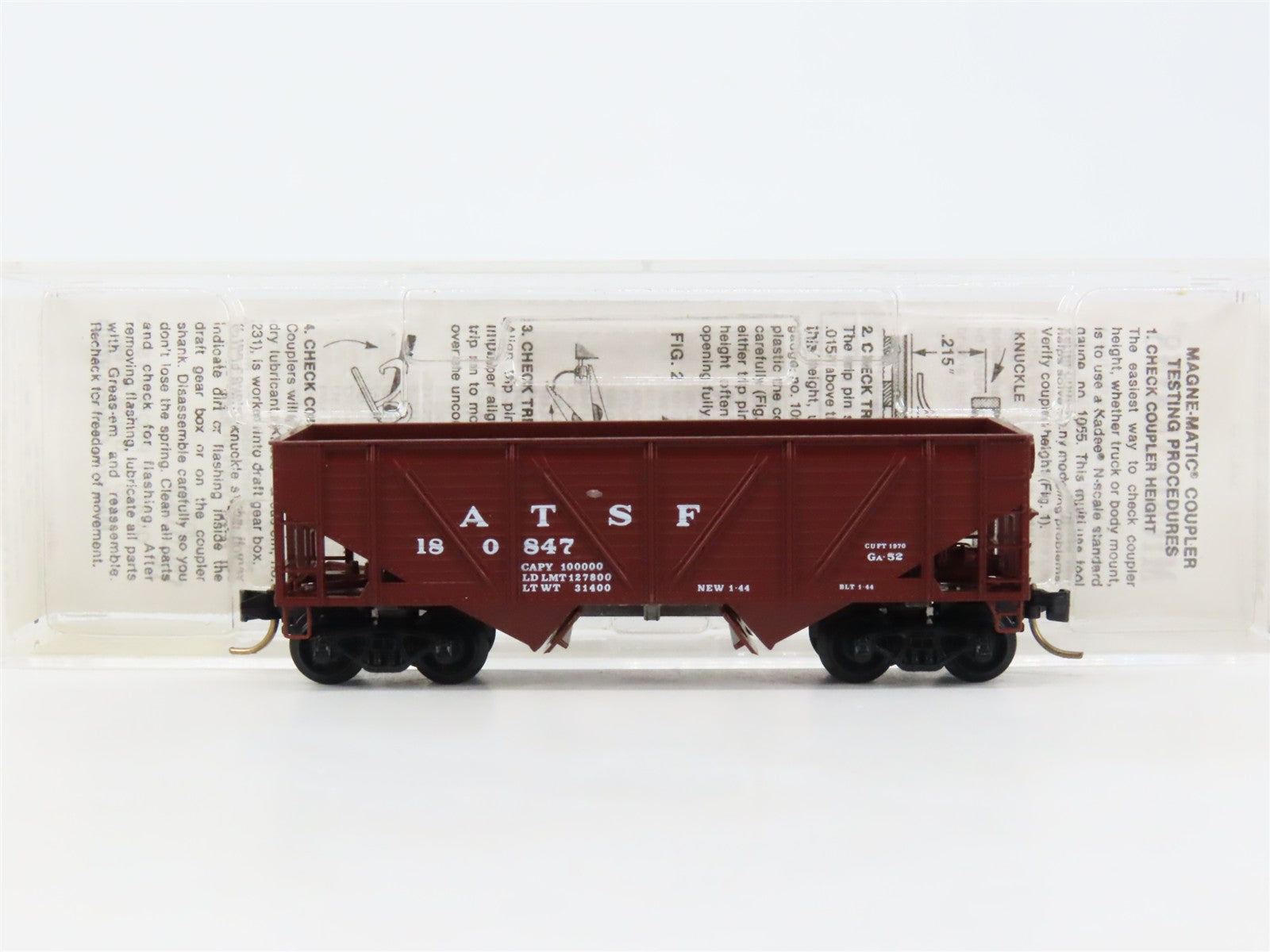 N Scale Micro-Trains 57010 ATSF Santa Fe 33' 2-Bay Hopper 180847 RTR
