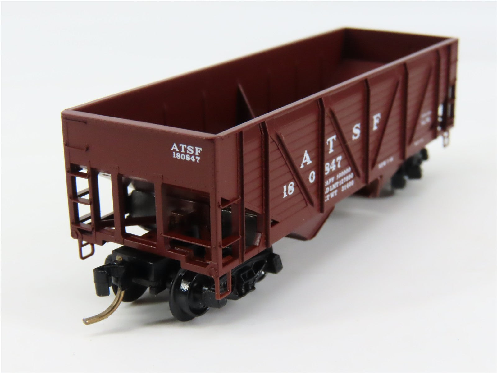 N Scale Micro-Trains 57010 ATSF Santa Fe 33' 2-Bay Hopper 180847 RTR