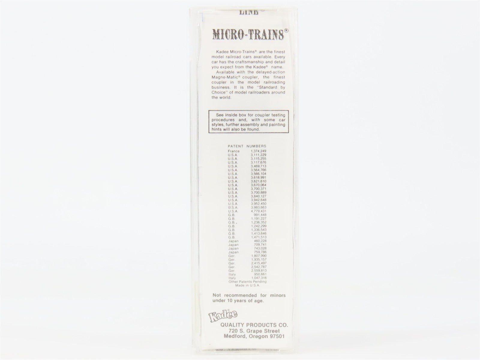 N Scale Micro-Trains 57010 ATSF Santa Fe 33' 33' 2-Bay Composite Hopper RTR