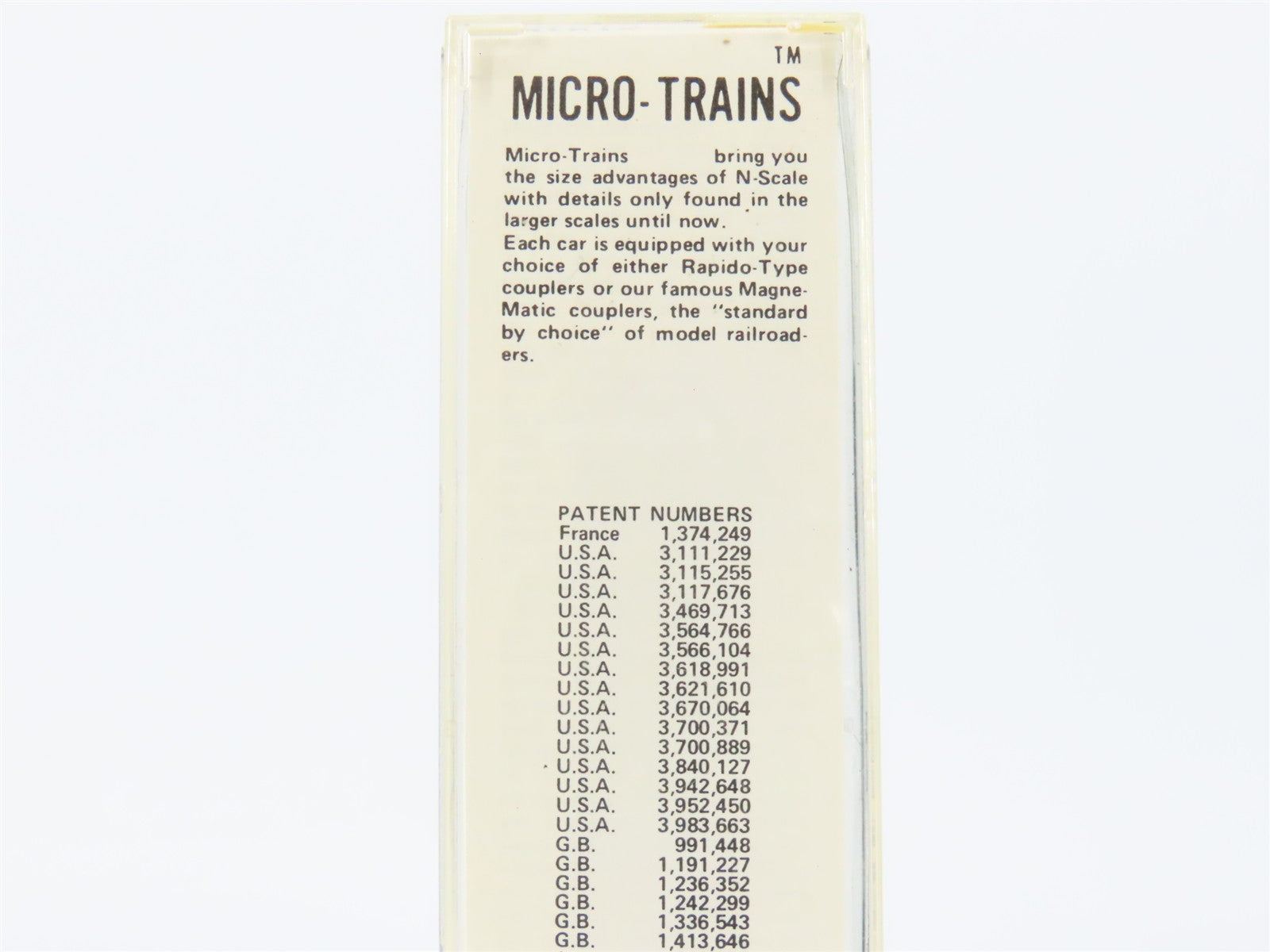 N Scale Micro-Trains 57010 ATSF Santa Fe 33' Composite Side Twin Hopper RTR
